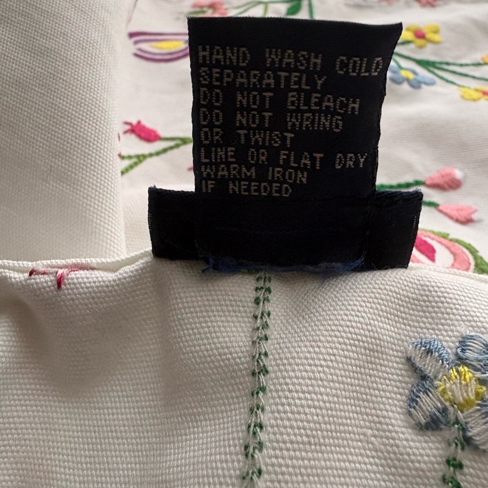NWOT Boston Proper White Embroidered Floral Mini Skirt - Picture 4 of 6